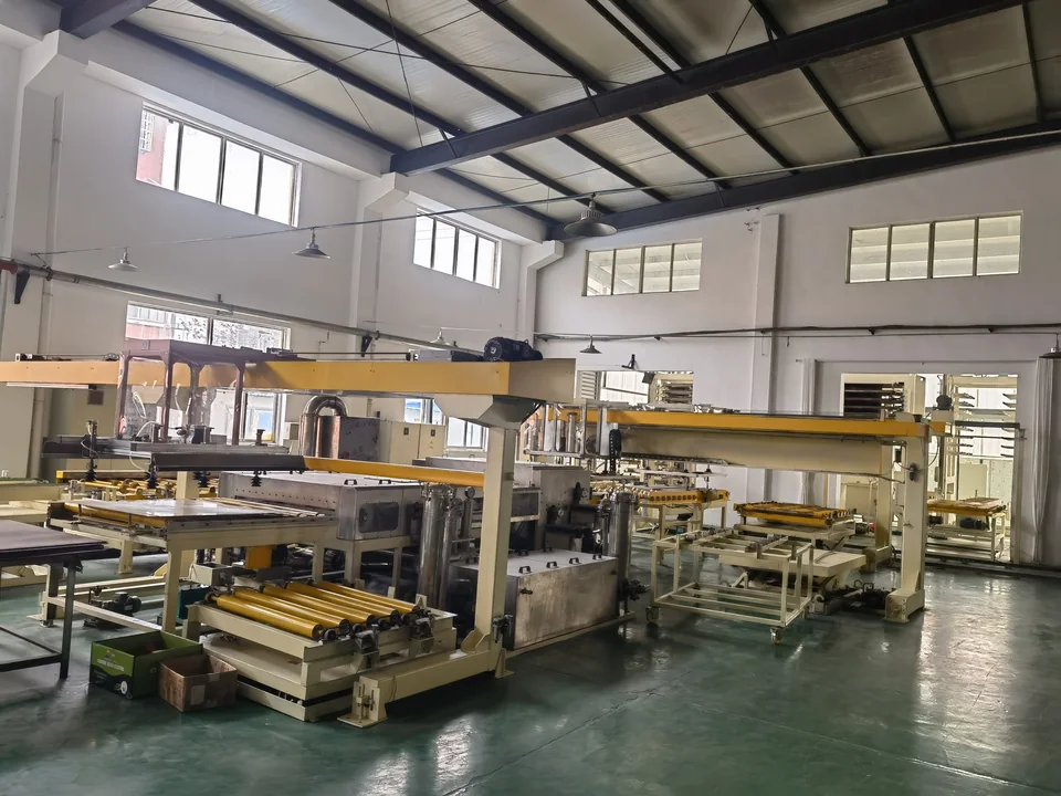 Graphene heating material production line